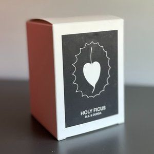 D.S. Durga Holy Ficus 7oz Candle New NWT Fig, Ginger, Saffron, Frankincense